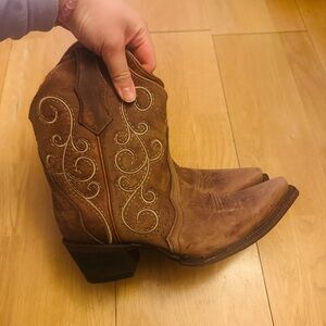 Circle G Embroidered Brown Cowboy boots Vintage style